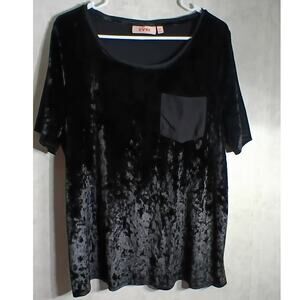 Evri Black Crushed Velvet Top XL 0X Plus Size 90s Grunge Goth Stretch Tee